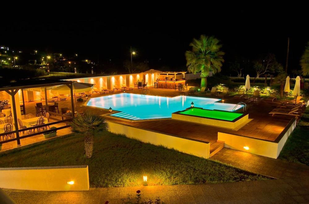 Maltezana Beach Hotel Esterno foto